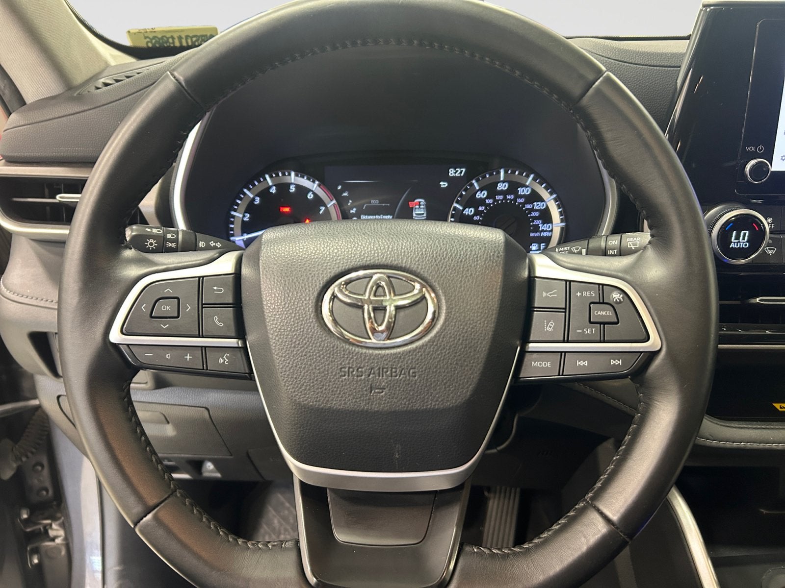 2023 Toyota Highlander XL