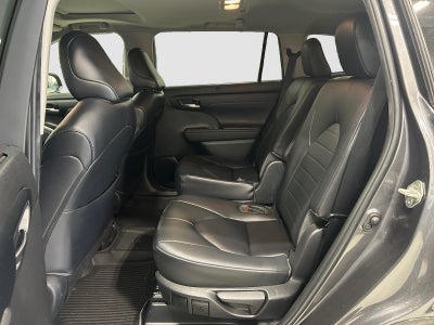 2023 Toyota Highlander XL