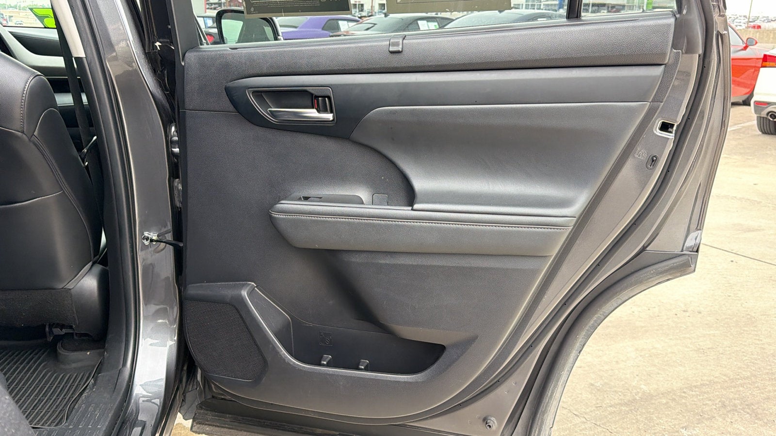 2023 Toyota Highlander XL