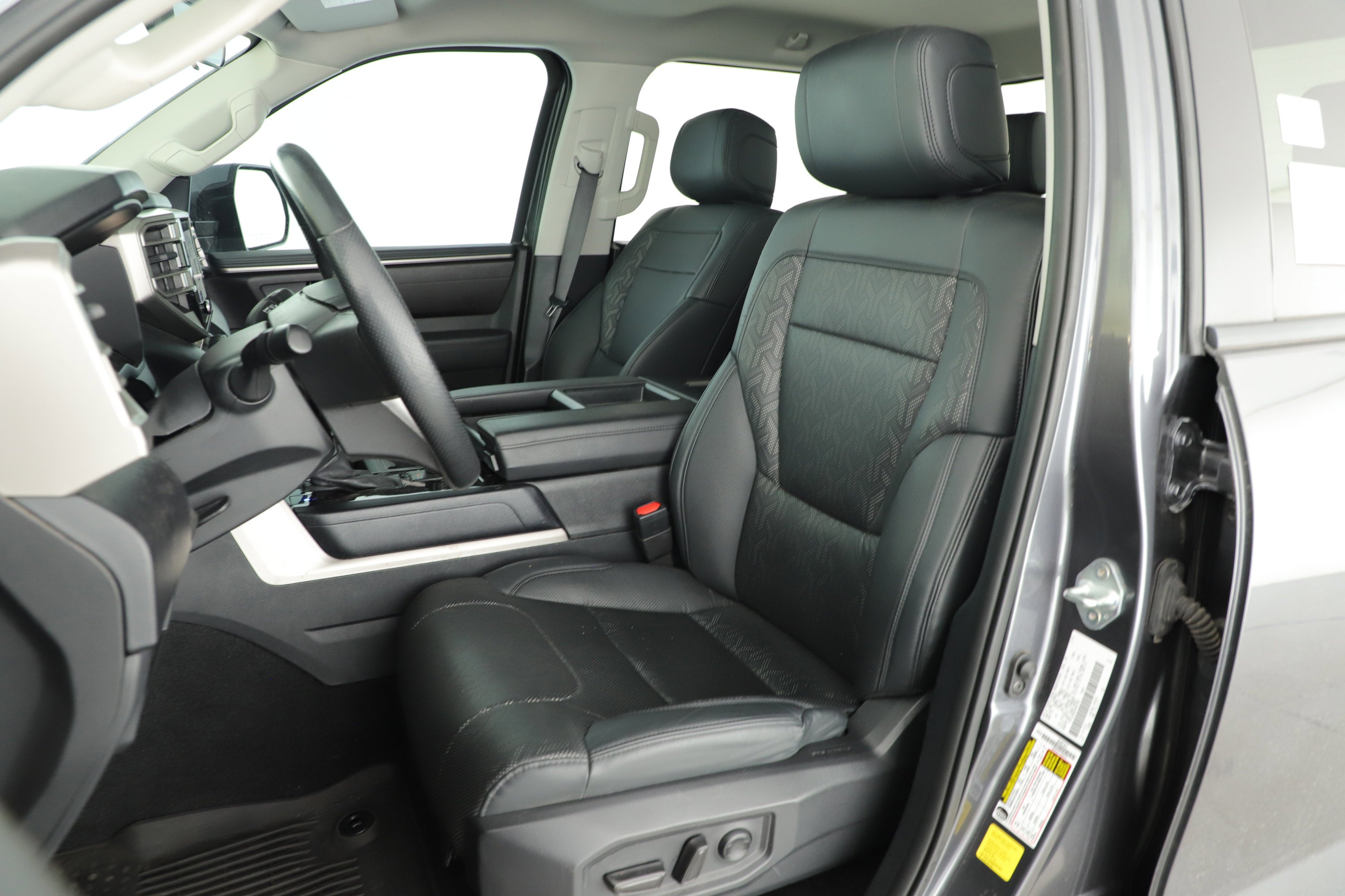 2024 Toyota Tundra 2WD SR5