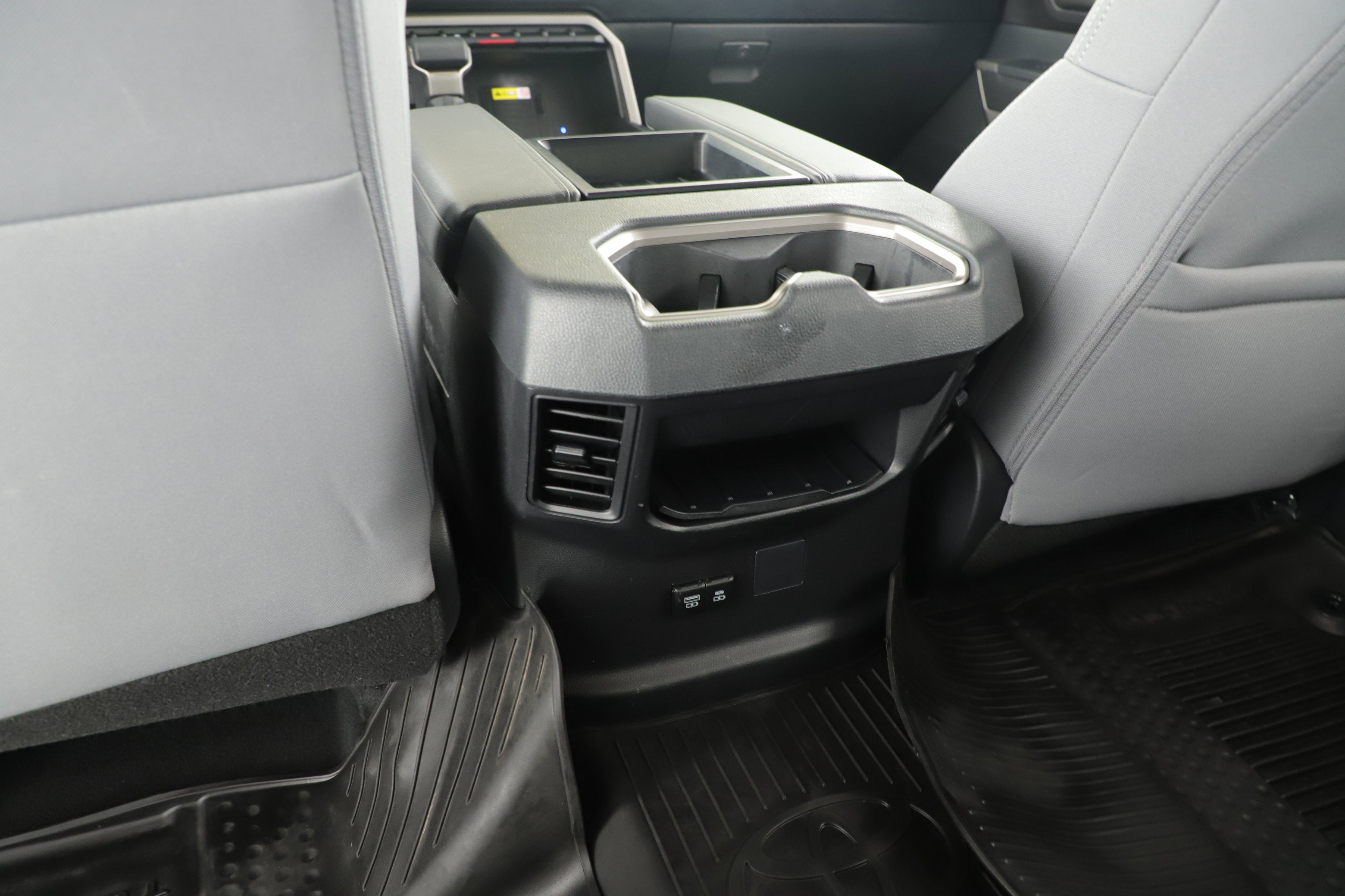 2025 Toyota Tundra 2WD SR5