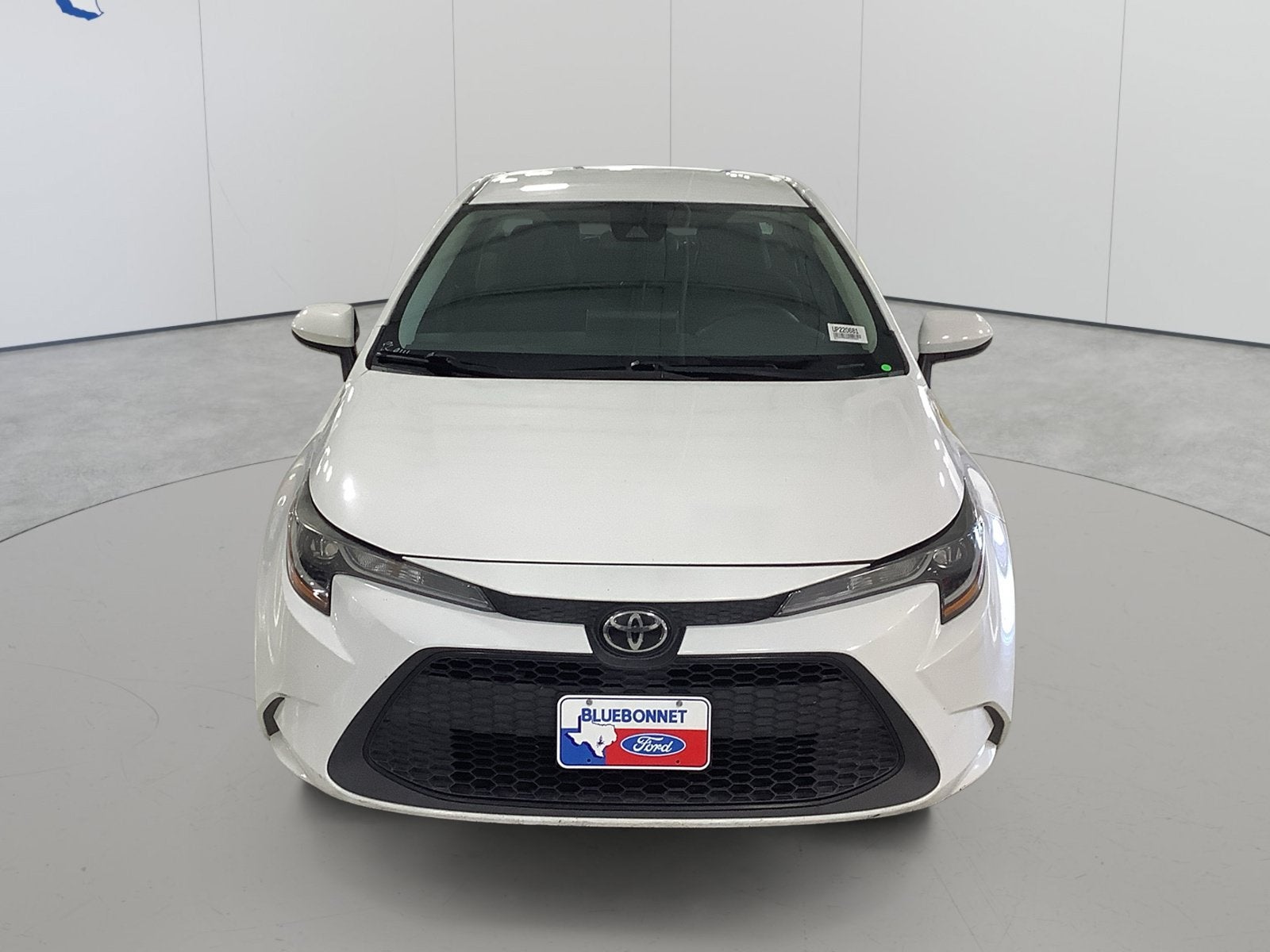 Used 2021 Toyota Corolla LE with VIN 5YFEPMAEXMP220681 for sale in New Braunfels, TX