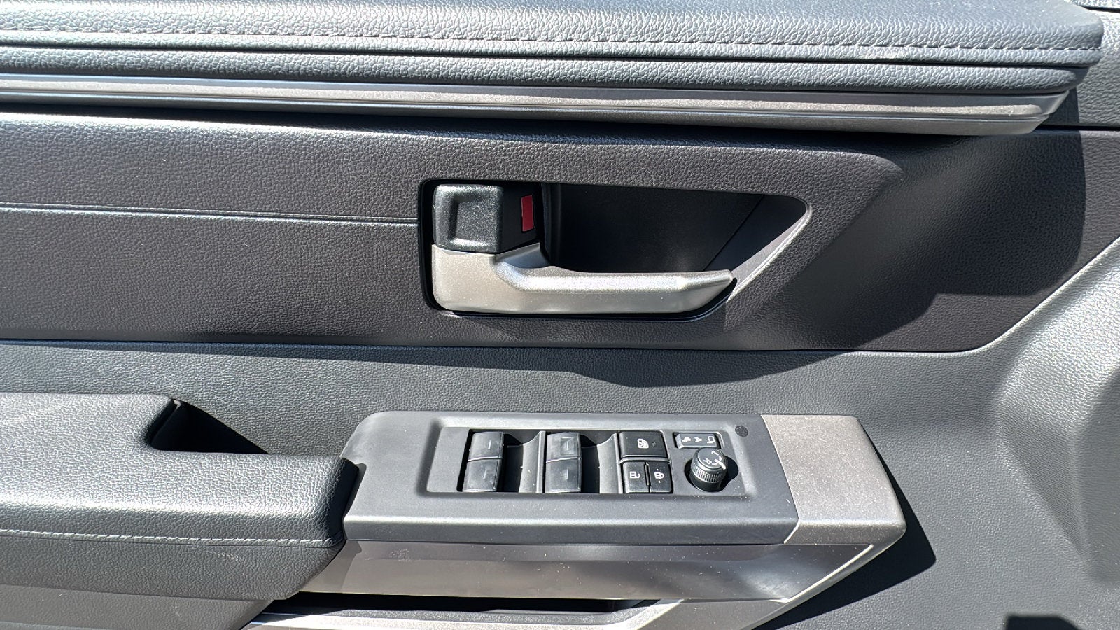 2025 Toyota Sequoia Base