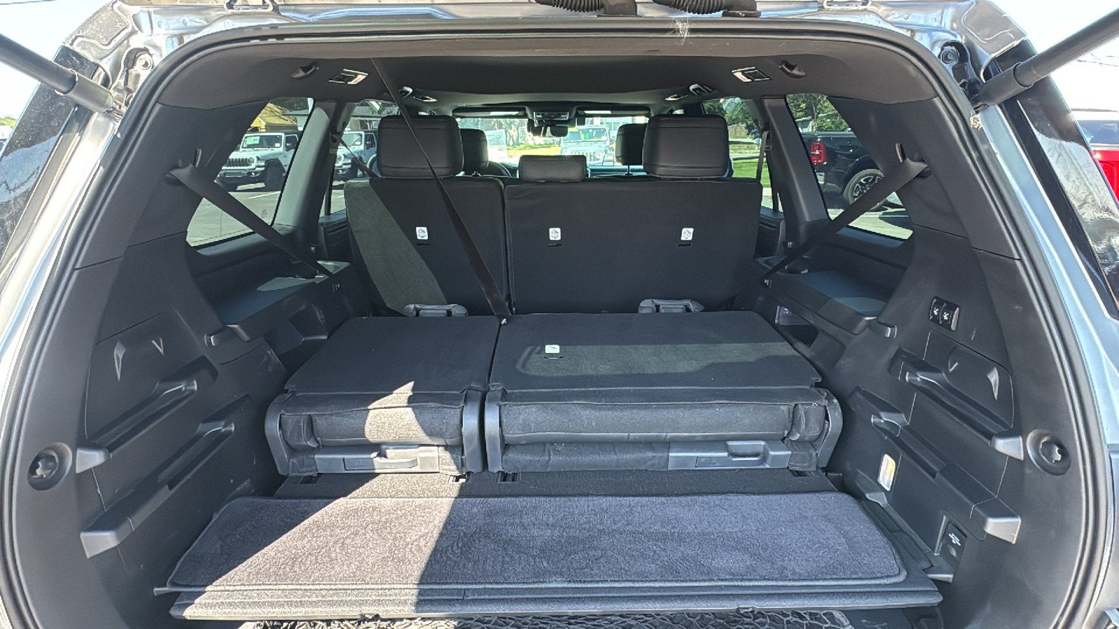 2025 Toyota Sequoia Base