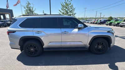 2025 Toyota Sequoia Base