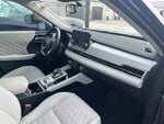 2024 Mitsubishi Outlander Base