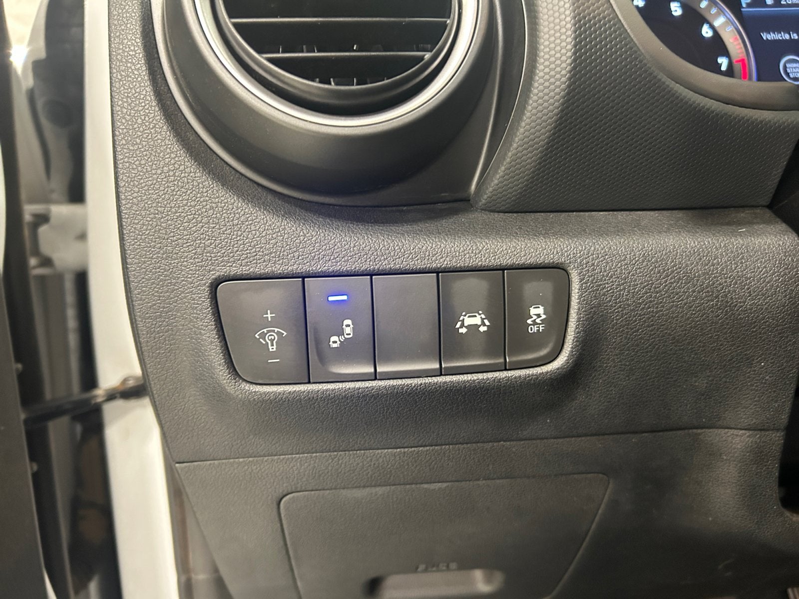 2020 Hyundai Kona SEL Plus