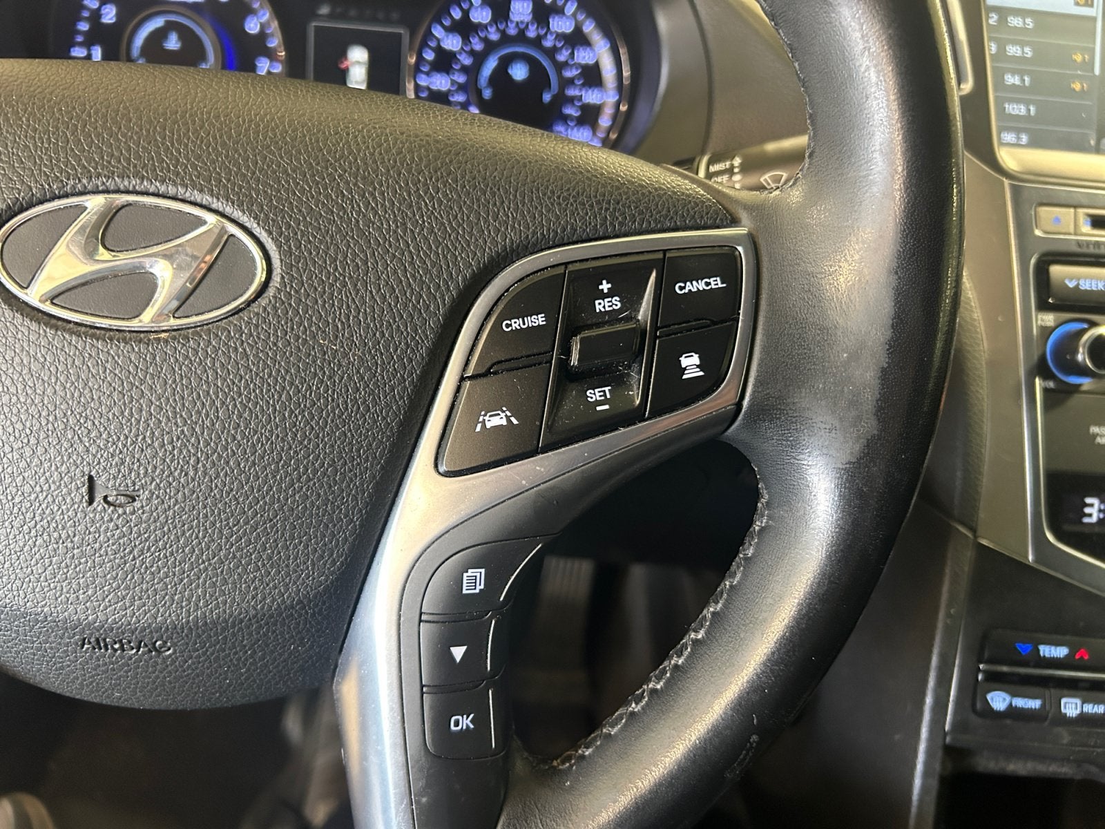 2017 Hyundai Azera Limited