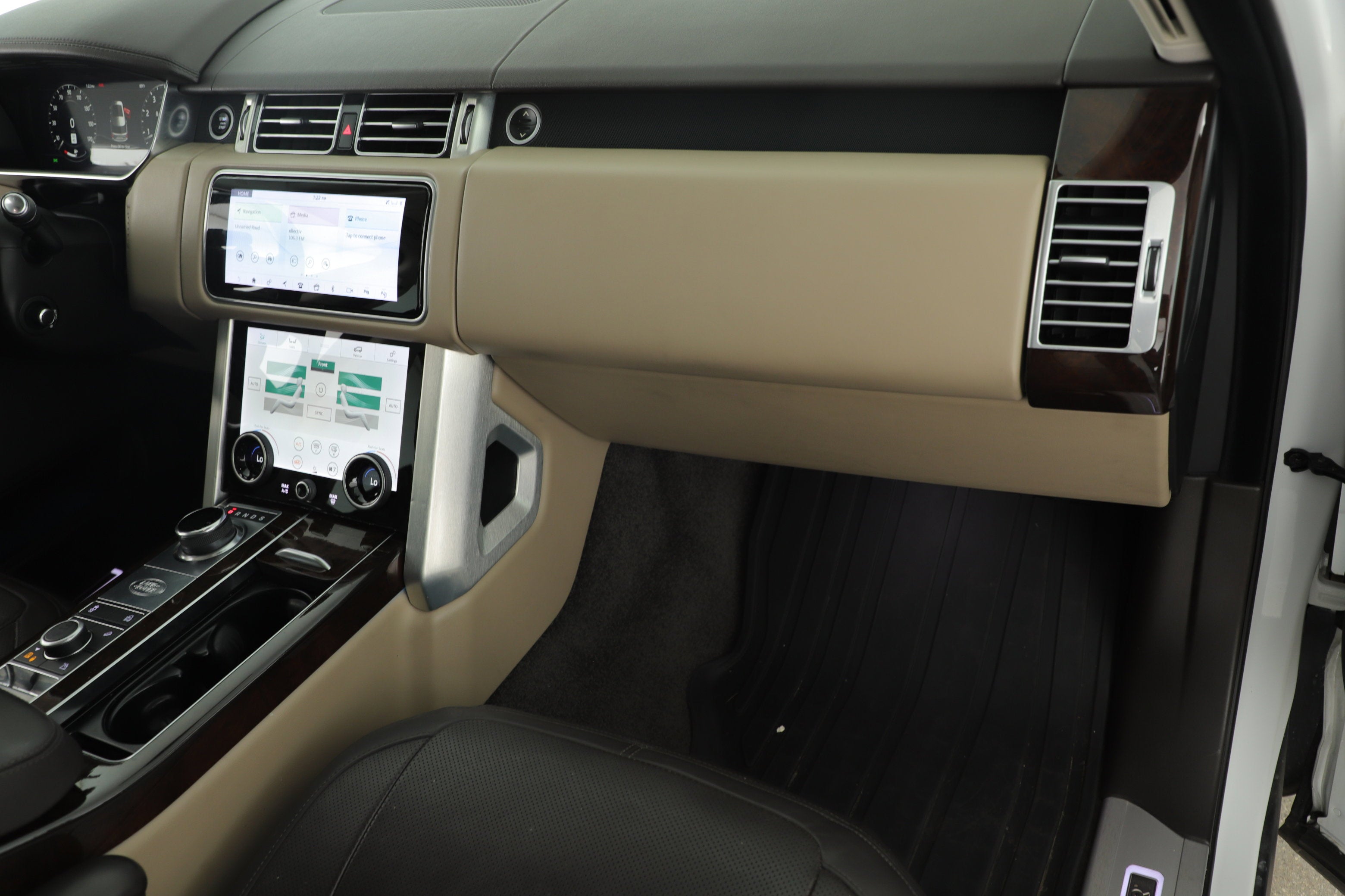 2020 Land Rover Range Rover P525 HSE LWB