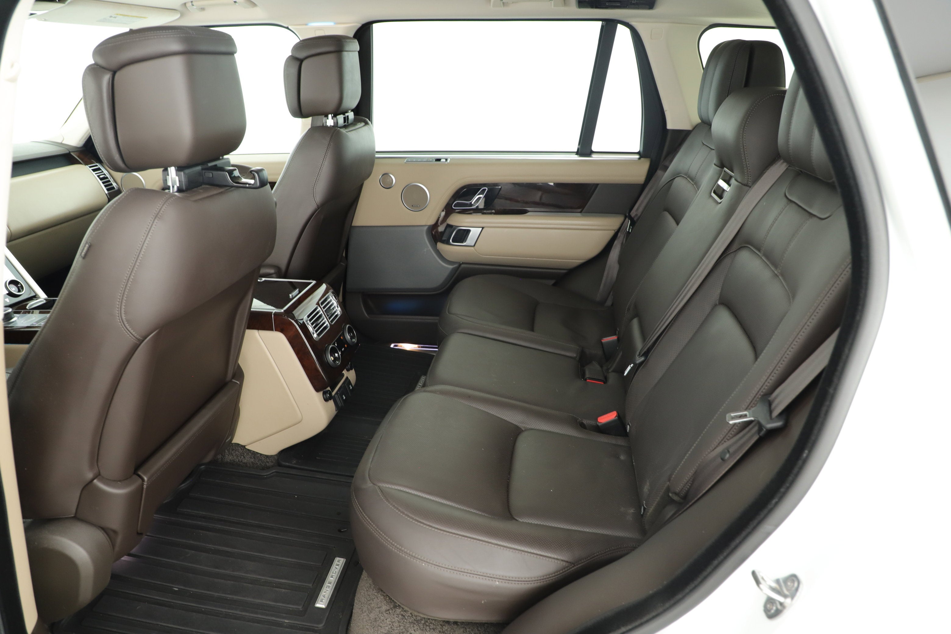 2020 Land Rover Range Rover P525 HSE LWB
