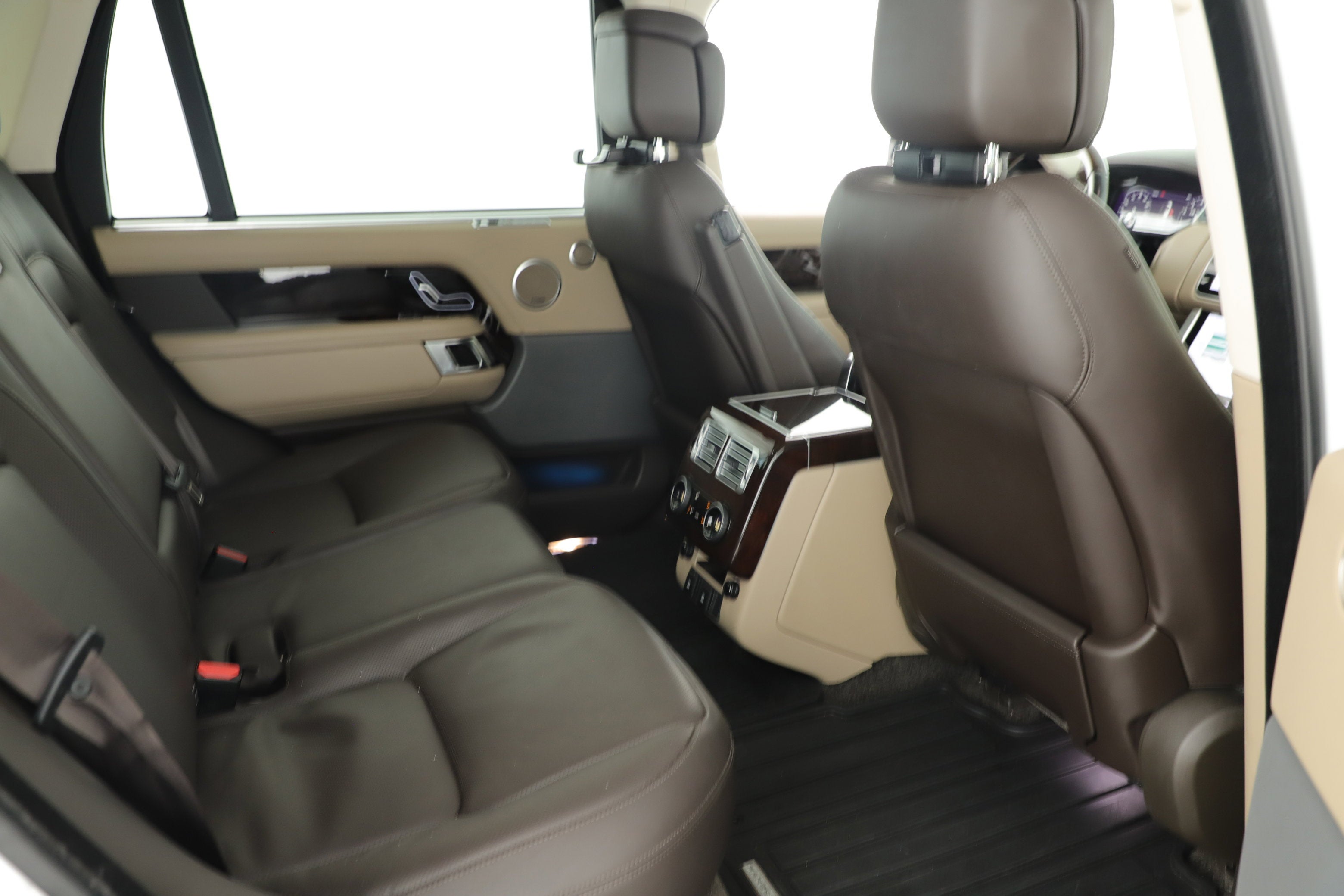 2020 Land Rover Range Rover P525 HSE LWB