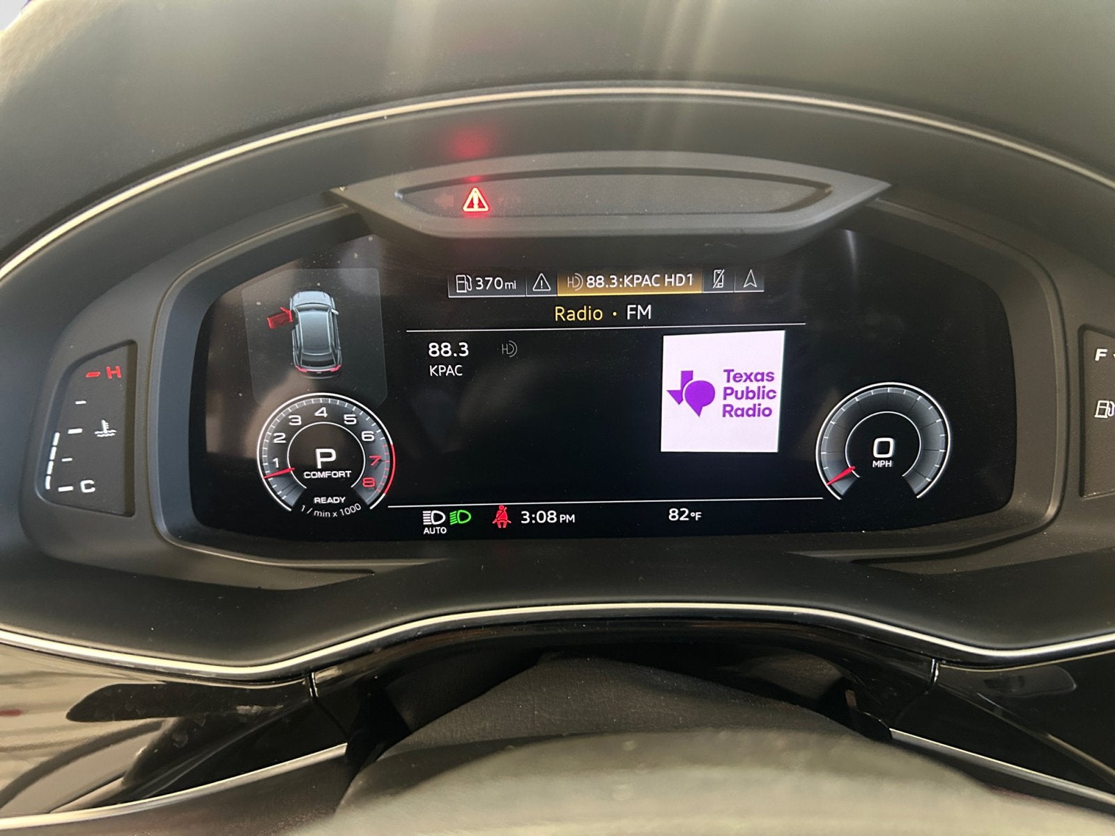 2022 Audi Q8 Premium Plus
