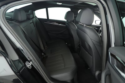 2023 BMW 5 Series 530i