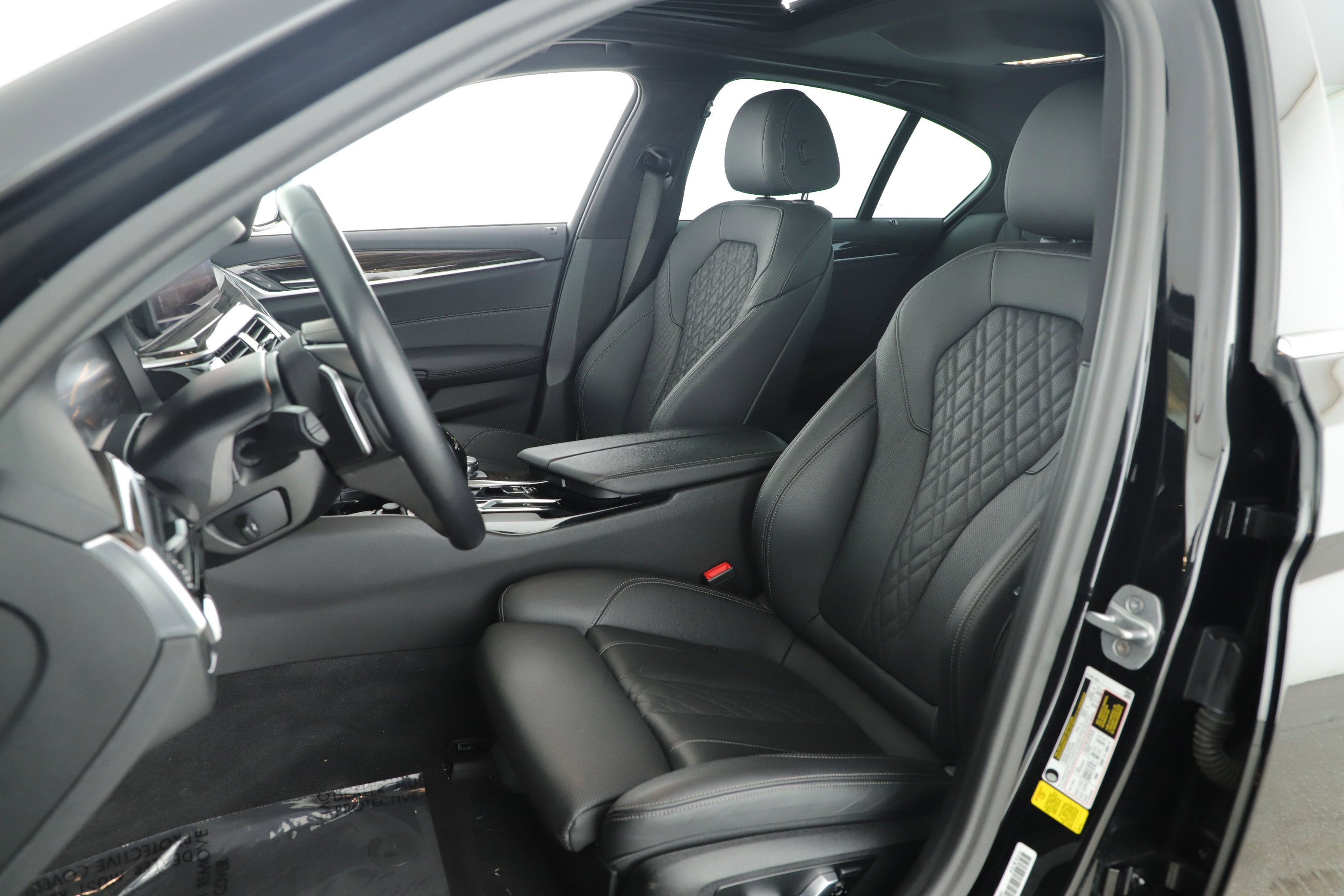 2023 BMW 5 Series 530i