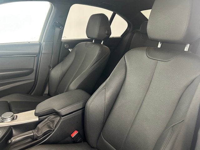 2018 BMW 3 Series 330i