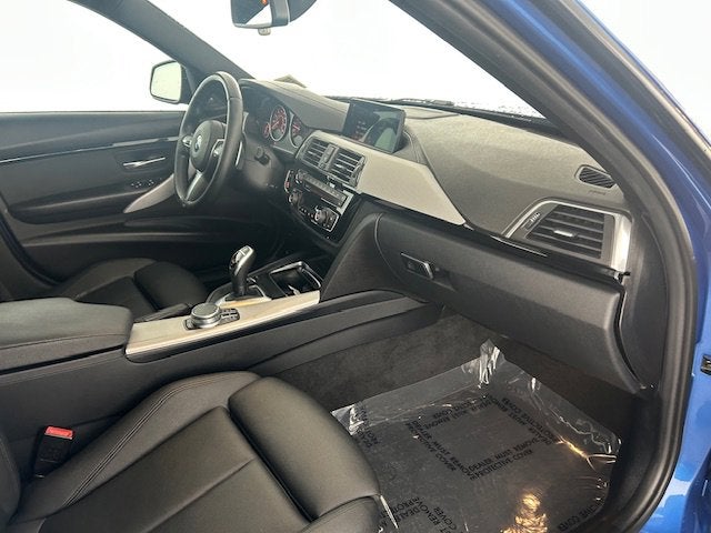2018 BMW 3 Series 330i