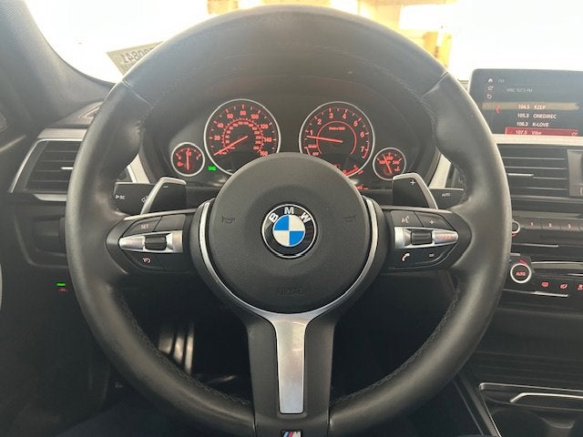 2018 BMW 3 Series 330i