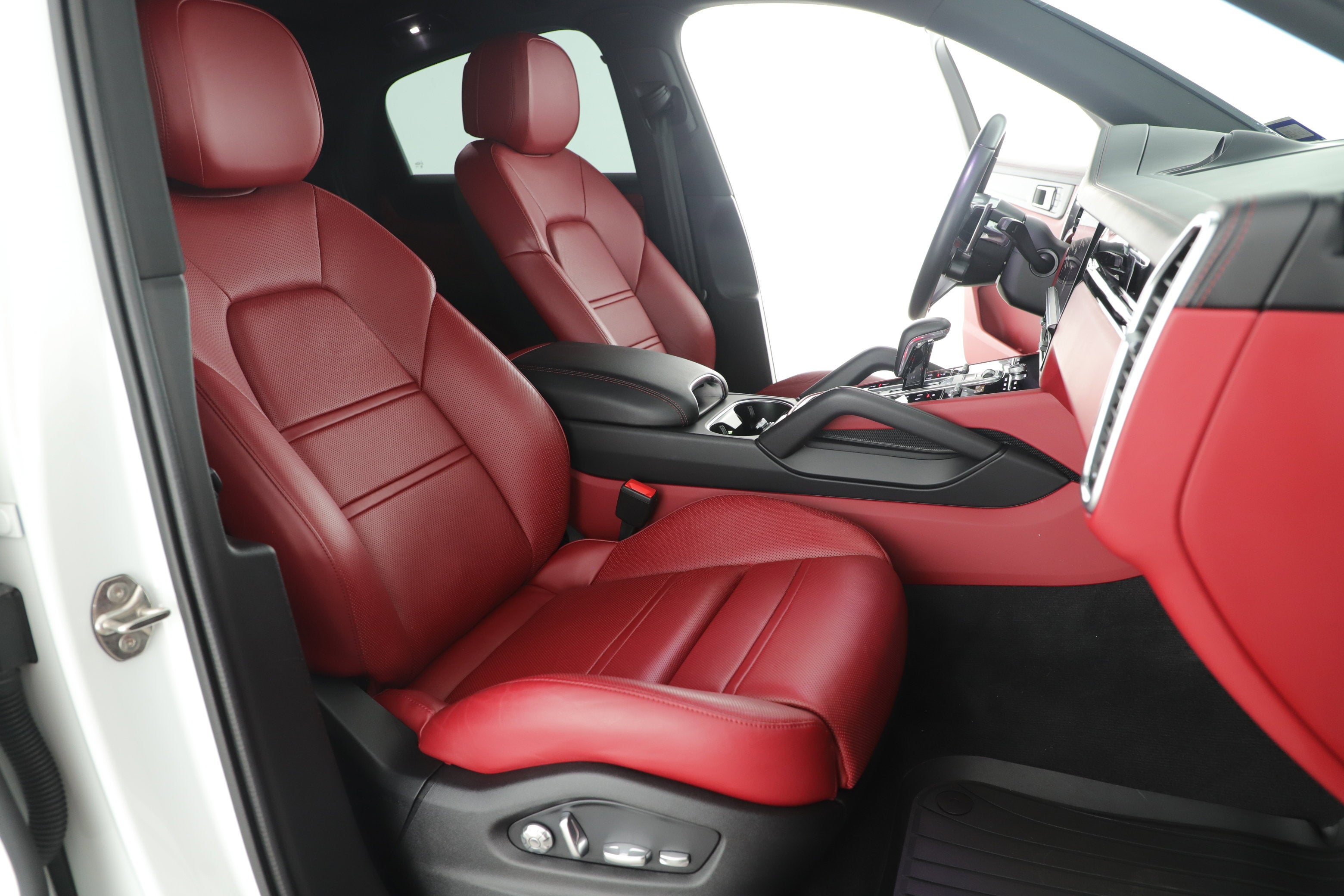 2021 Porsche Cayenne Base