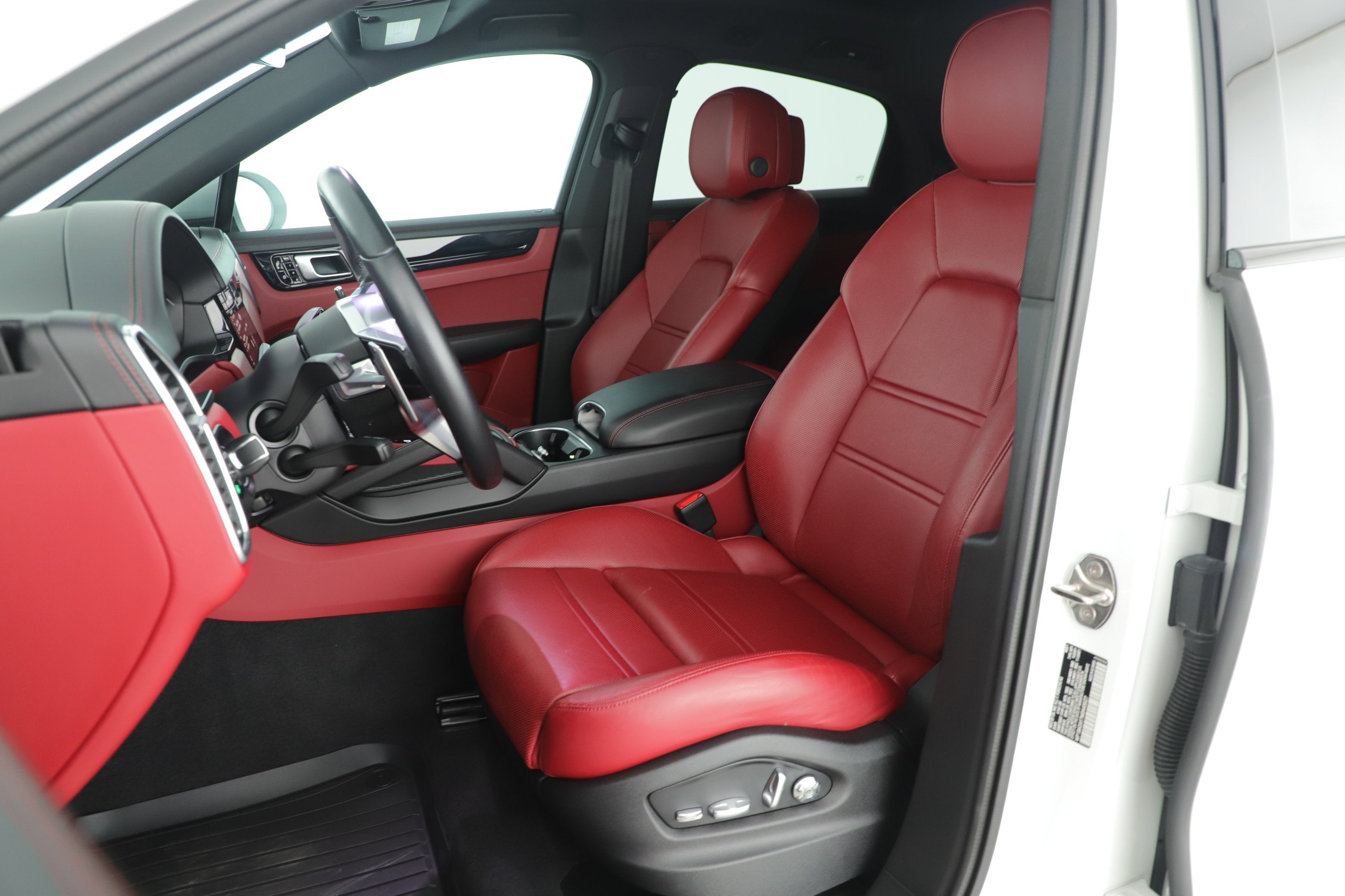 2021 Porsche Cayenne Base