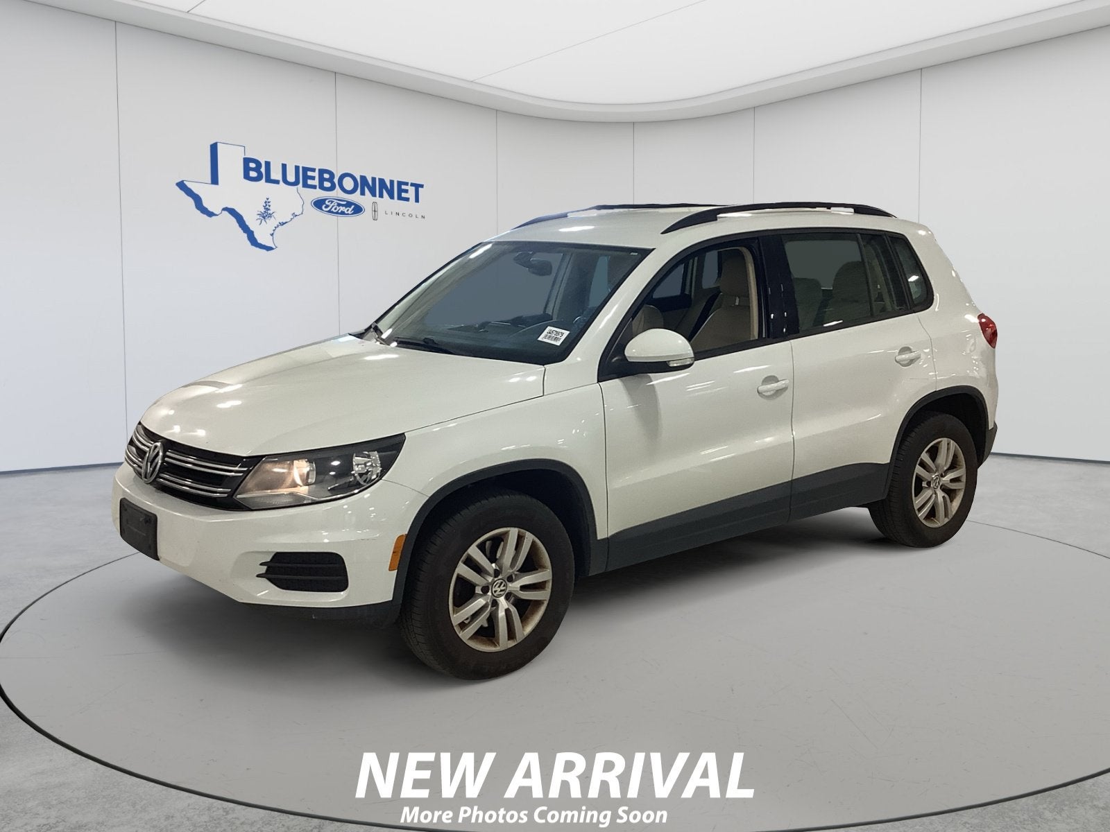 2016 Volkswagen Tiguan Base