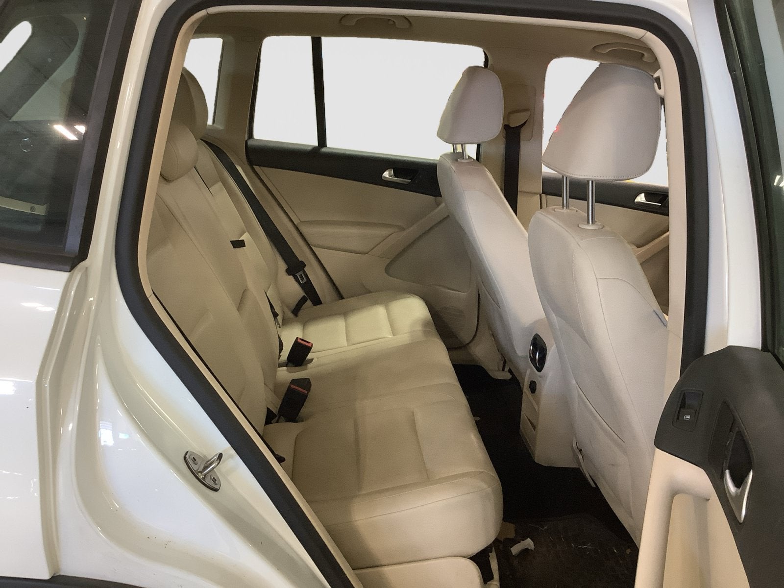 2016 Volkswagen Tiguan Base