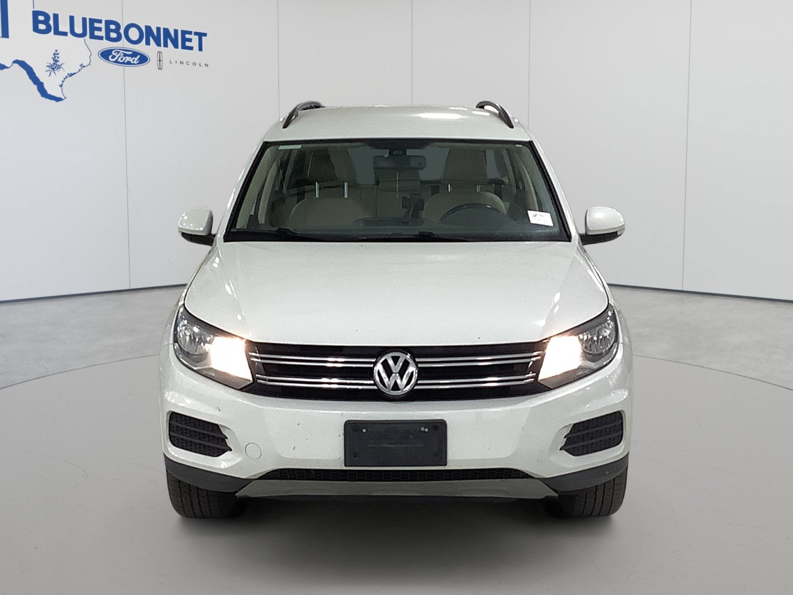 2016 Volkswagen Tiguan Base