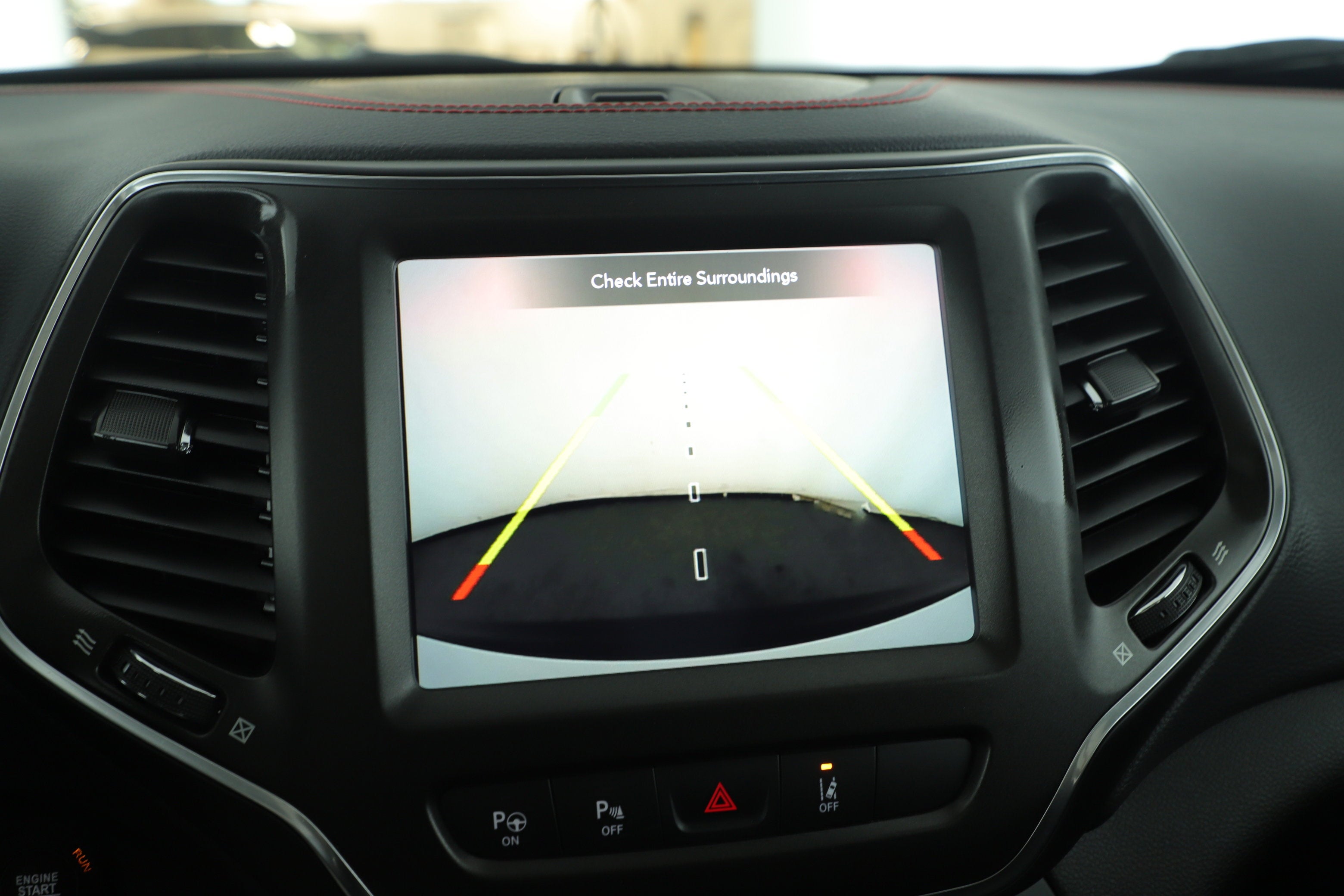 2023 Jeep Cherokee Trailhawk 4x4