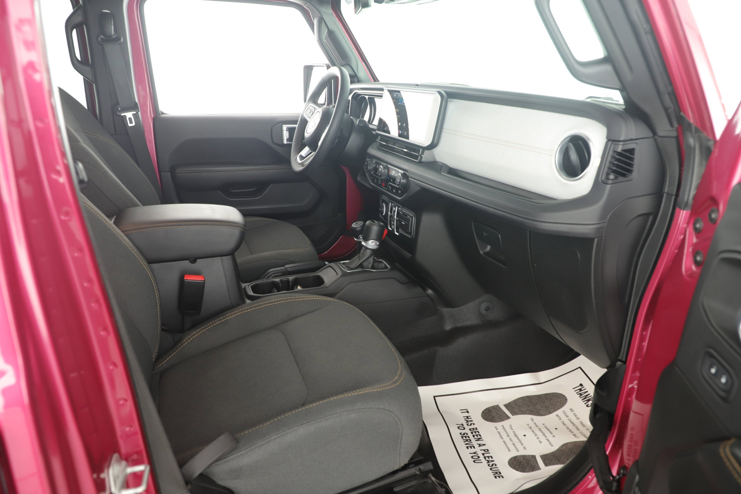 2024 Jeep Wrangler 4-Door Sahara 4x4