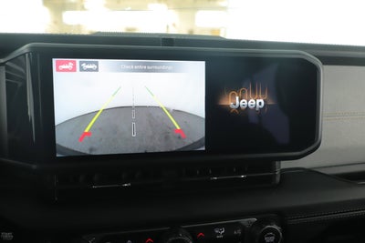 2024 Jeep Wrangler 4-Door Sahara 4x4