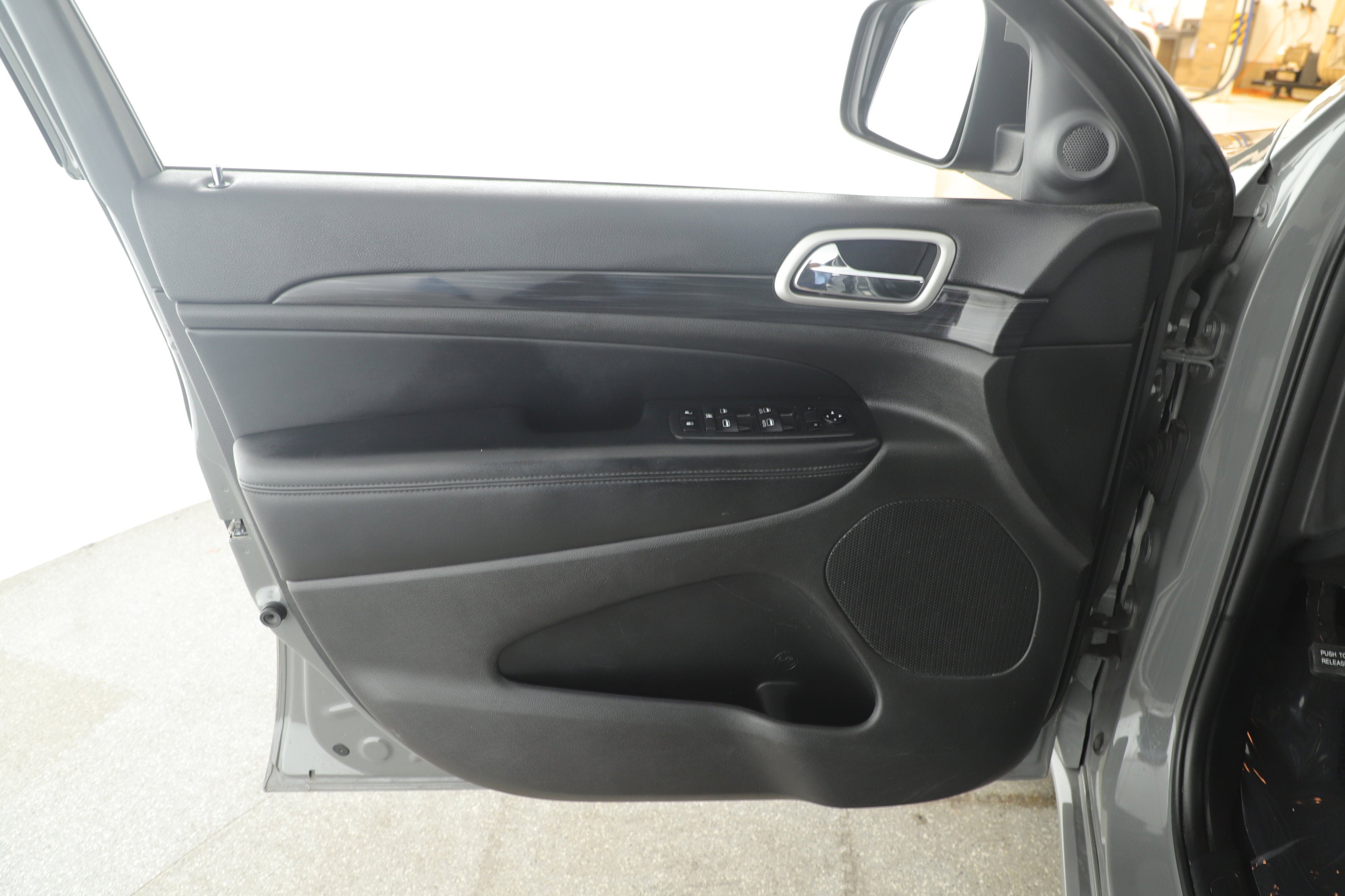 2020 Jeep Grand Cherokee Altitude 4X2