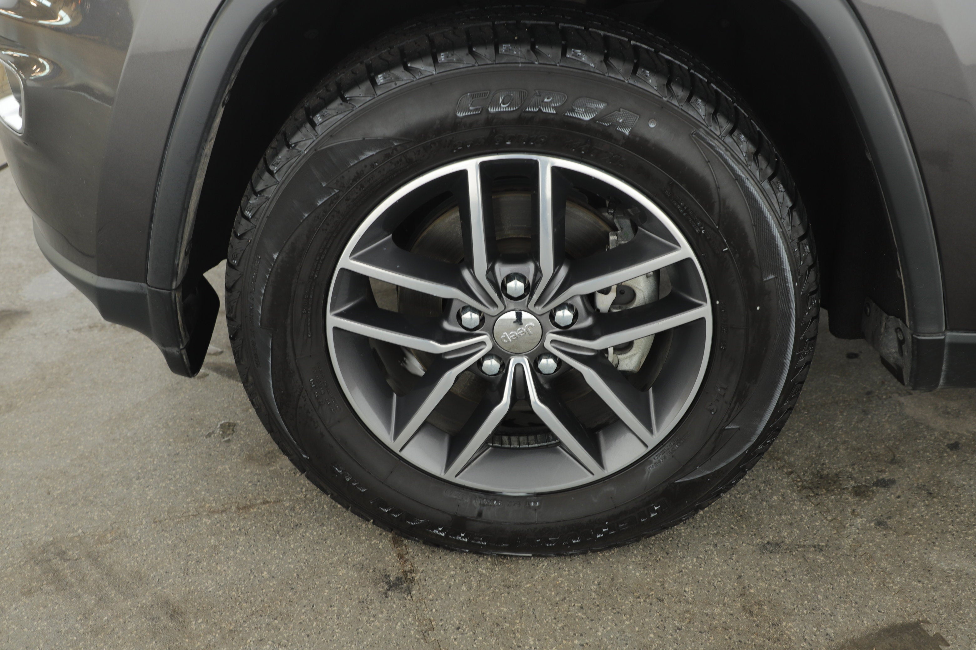 2017 Jeep Grand Cherokee Limited 4x2