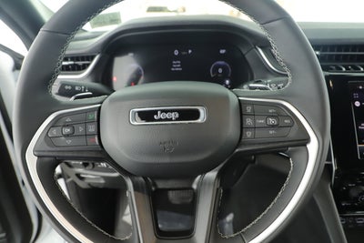 2024 Jeep Grand Cherokee Laredo 4x2