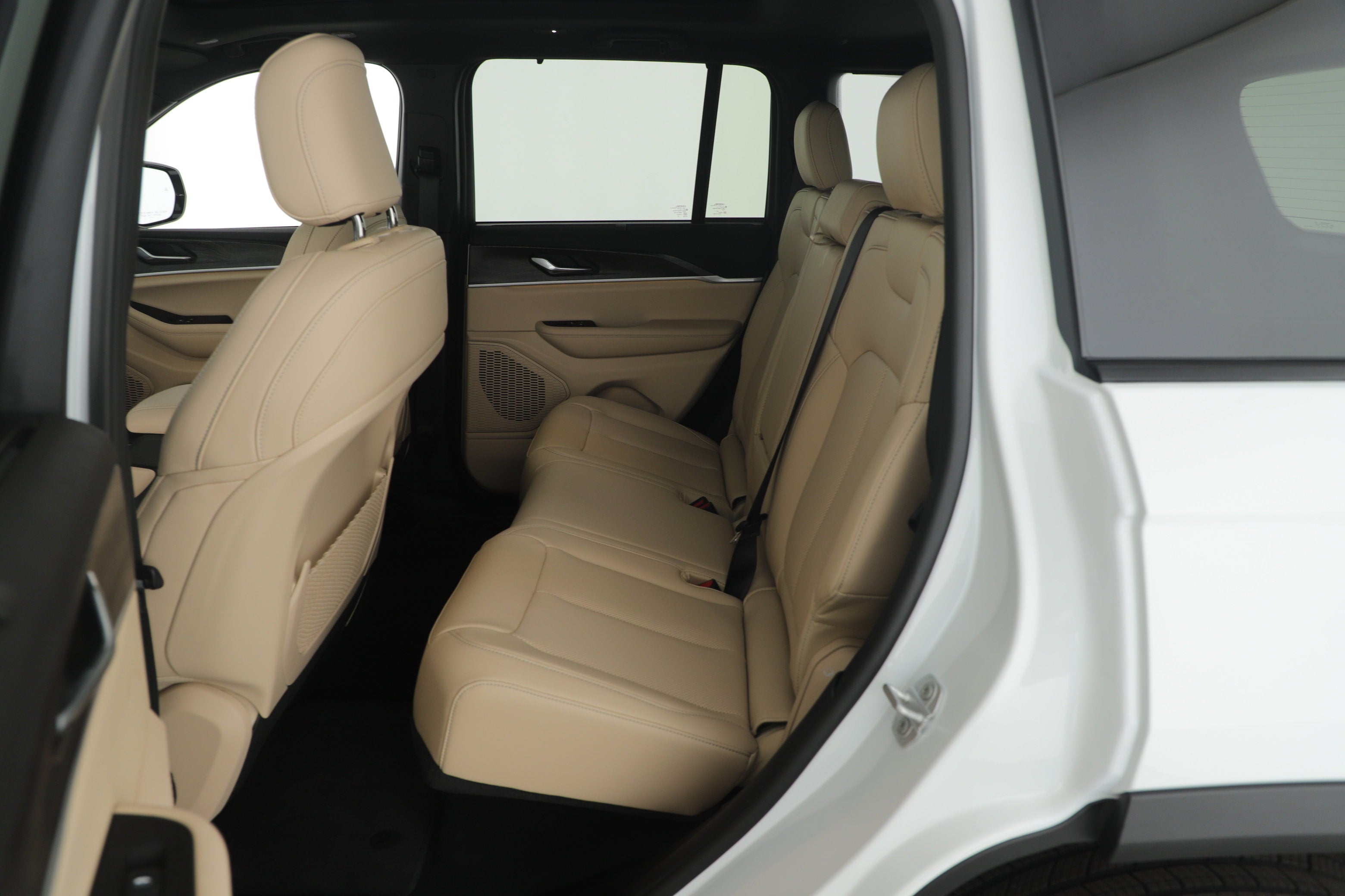 2025 Jeep Grand Cherokee Limited 4x2