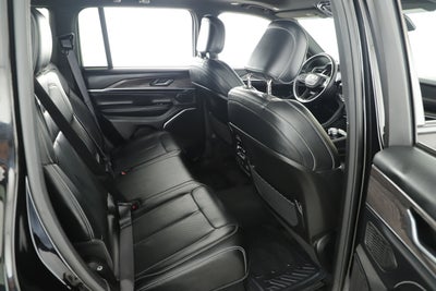 2022 Jeep Grand Cherokee Overland 4x2