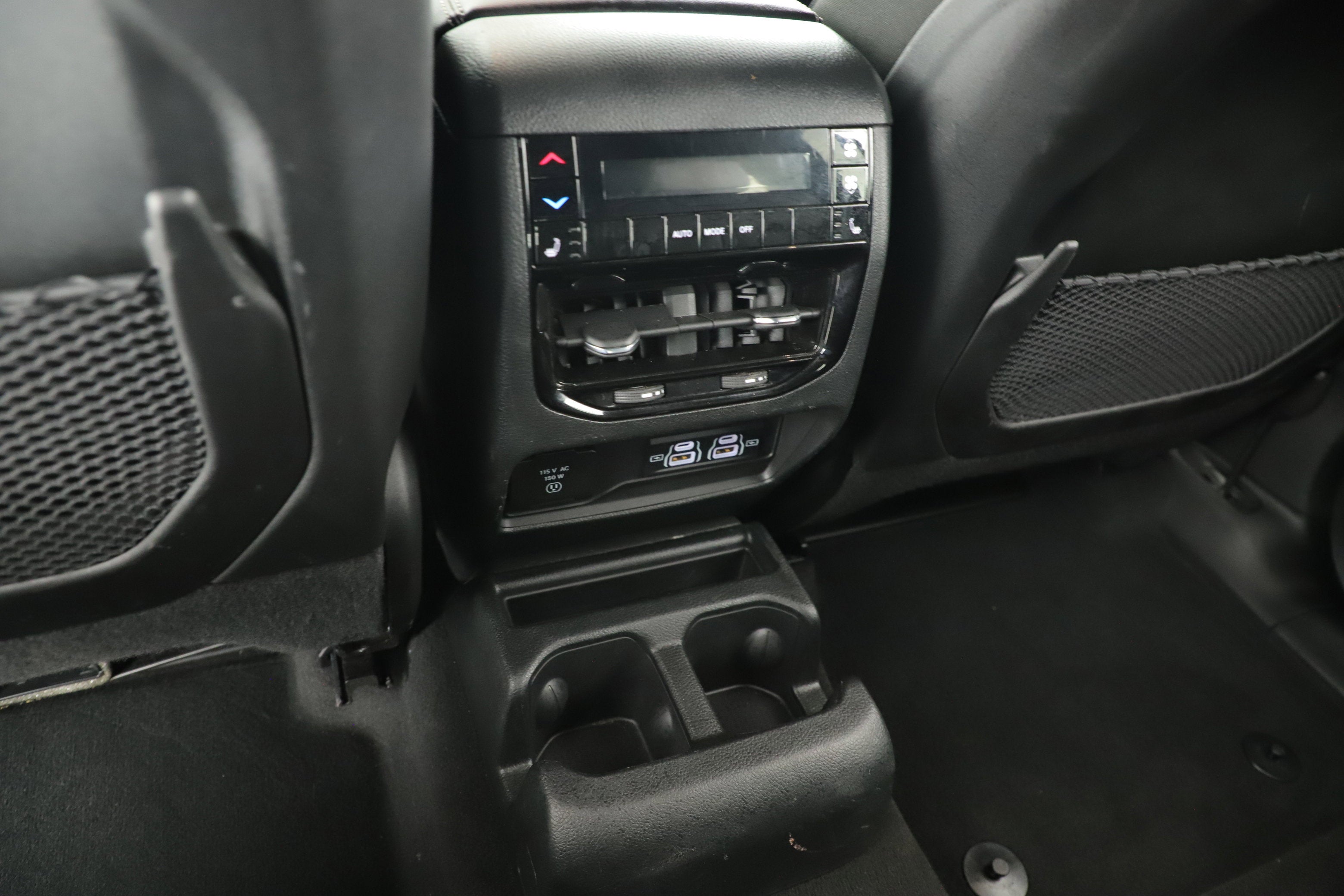 2025 Jeep Grand Cherokee L Limited 4x2