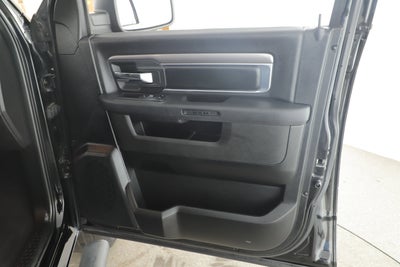 2022 RAM 1500 Classic Warlock Quad Cab 4x4 6'4' Box