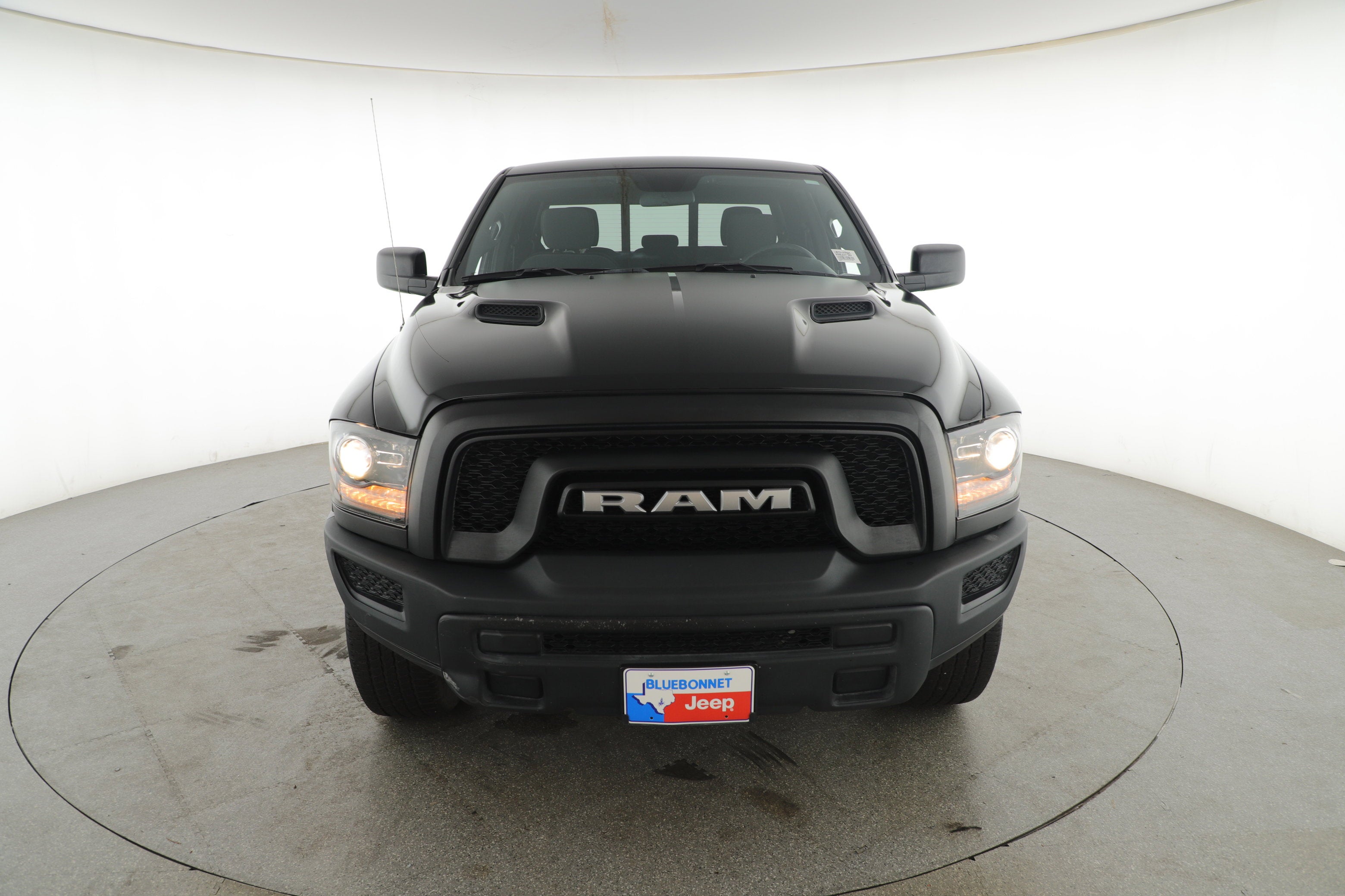 2022 RAM 1500 Classic Warlock Quad Cab 4x4 6'4' Box