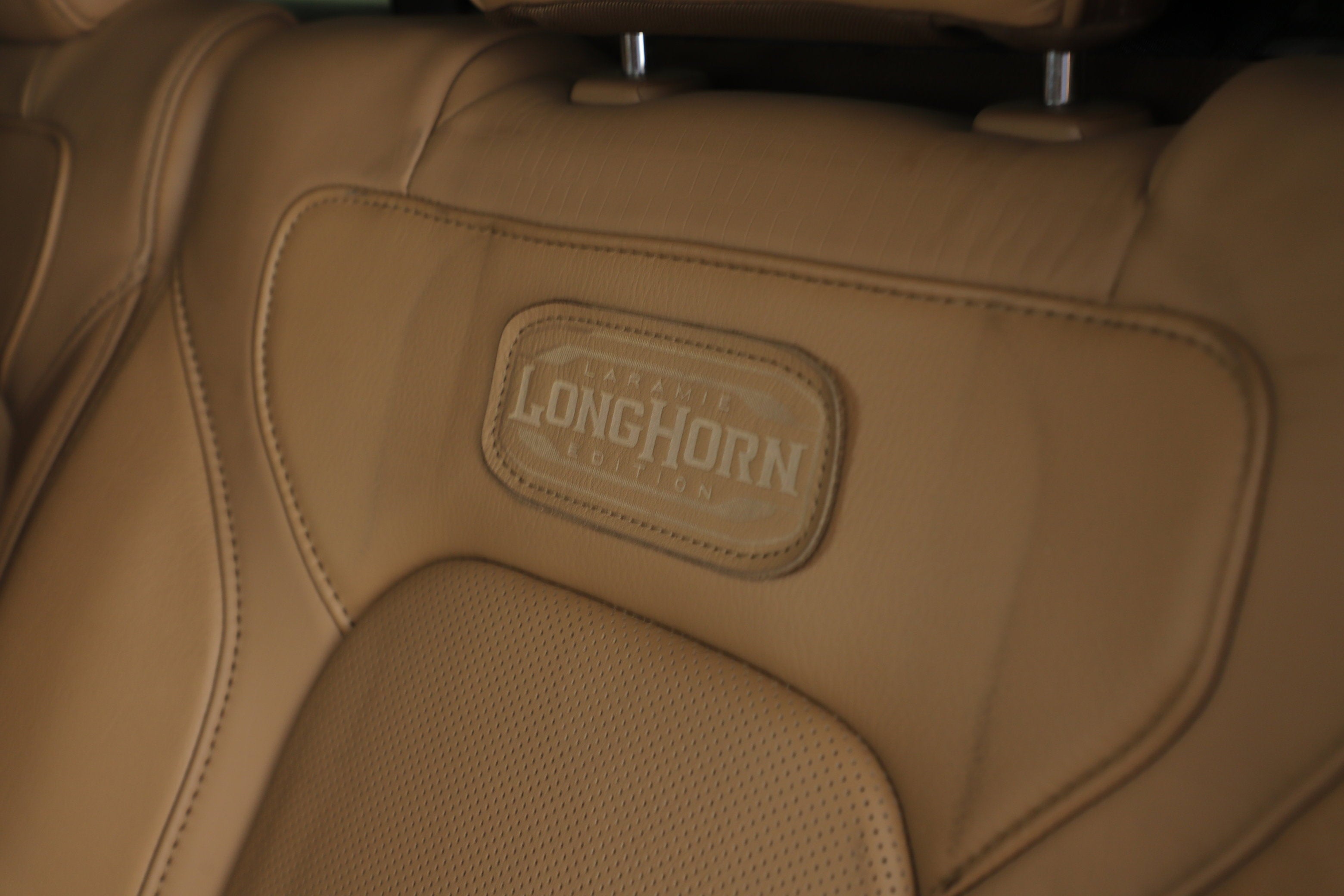 2020 RAM 1500 Laramie Longhorn Crew Cab 4x4 5'7' Box