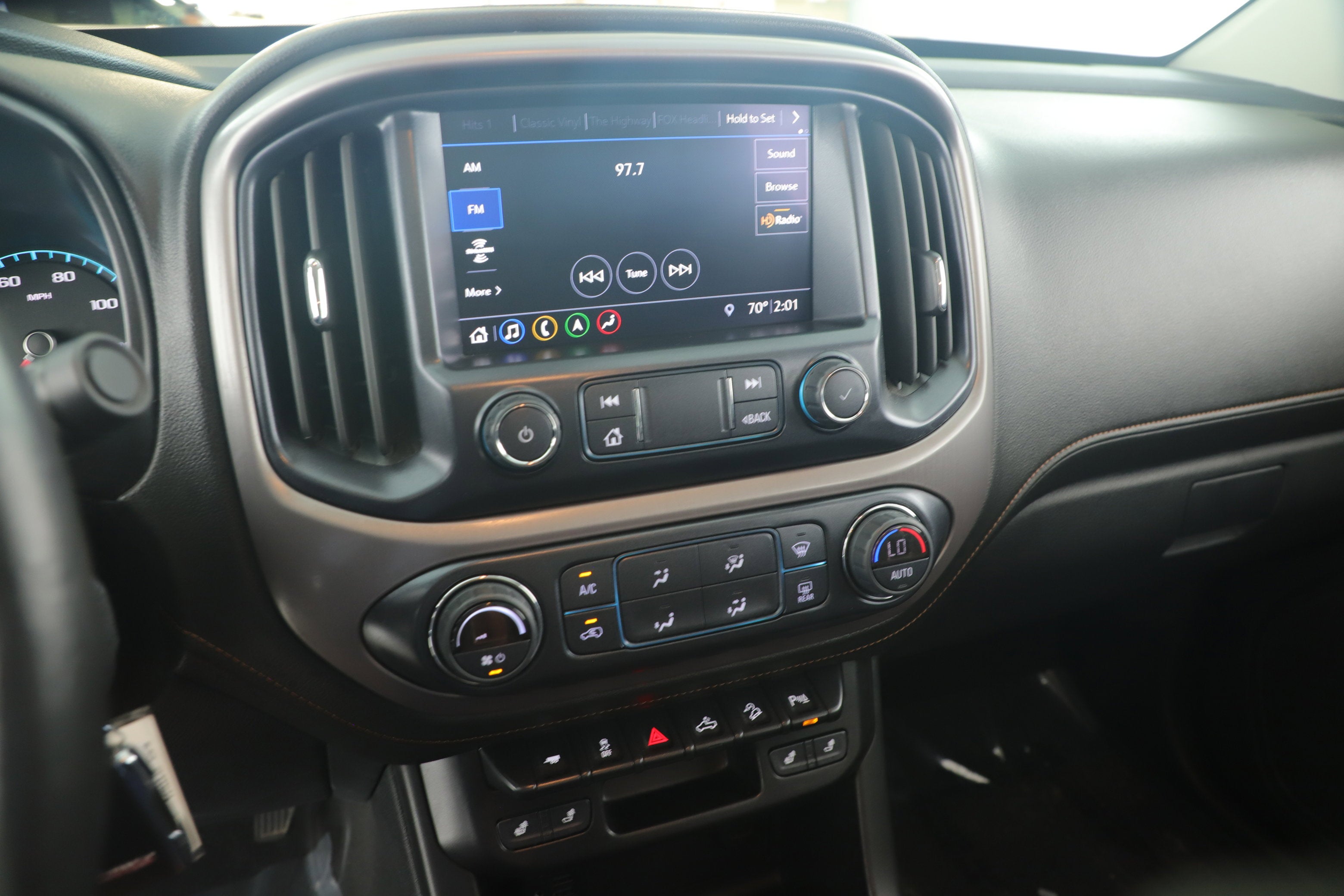 2022 GMC Canyon 4WD Crew Cab Short Box AT4 - Leather