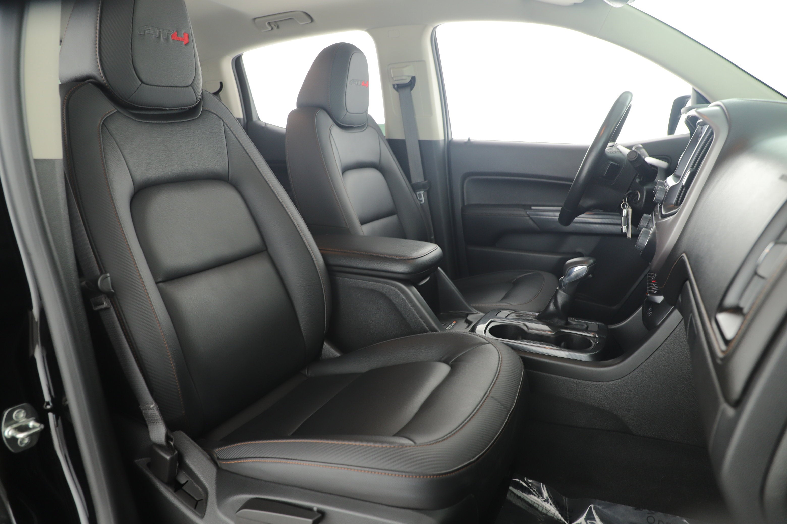 2022 GMC Canyon 4WD Crew Cab Short Box AT4 - Leather