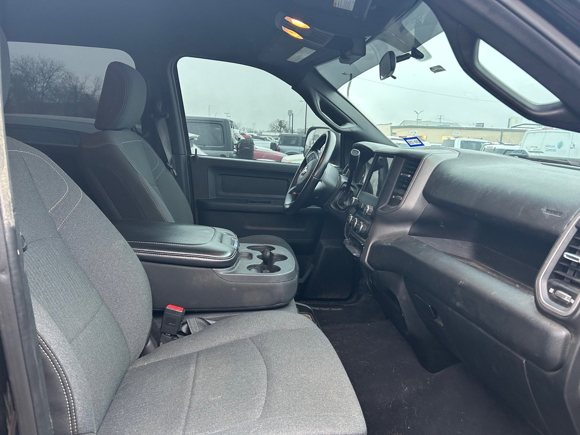 2021 RAM 2500 Tradesman Crew Cab 4x4 6'4' Box