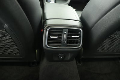 2023 Genesis G70 2.0T RWD