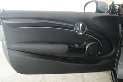 2023 MINI SE Hardtop Cooper Signature