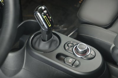 2023 MINI SE Hardtop Cooper Signature