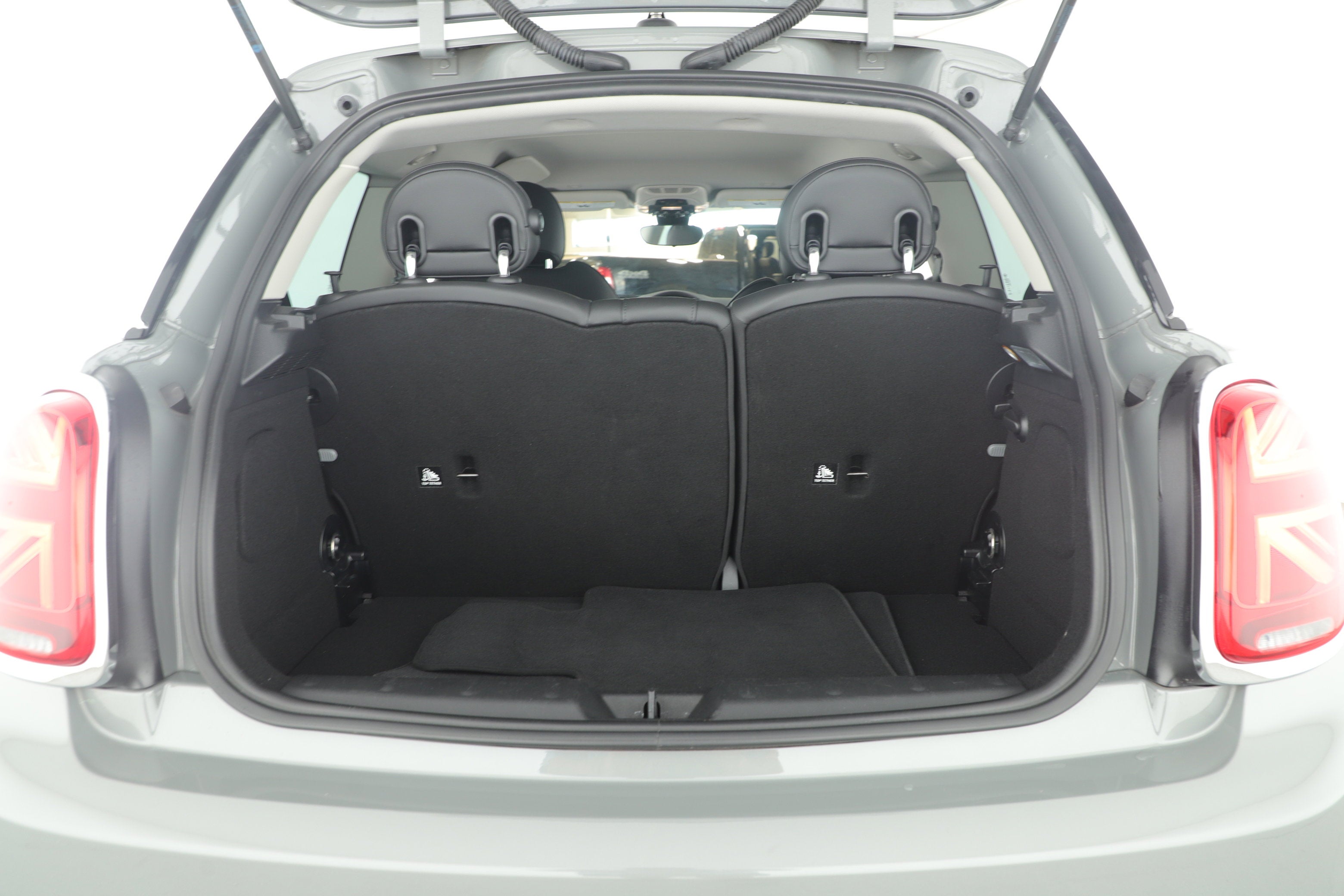 2023 MINI SE Hardtop Cooper Signature