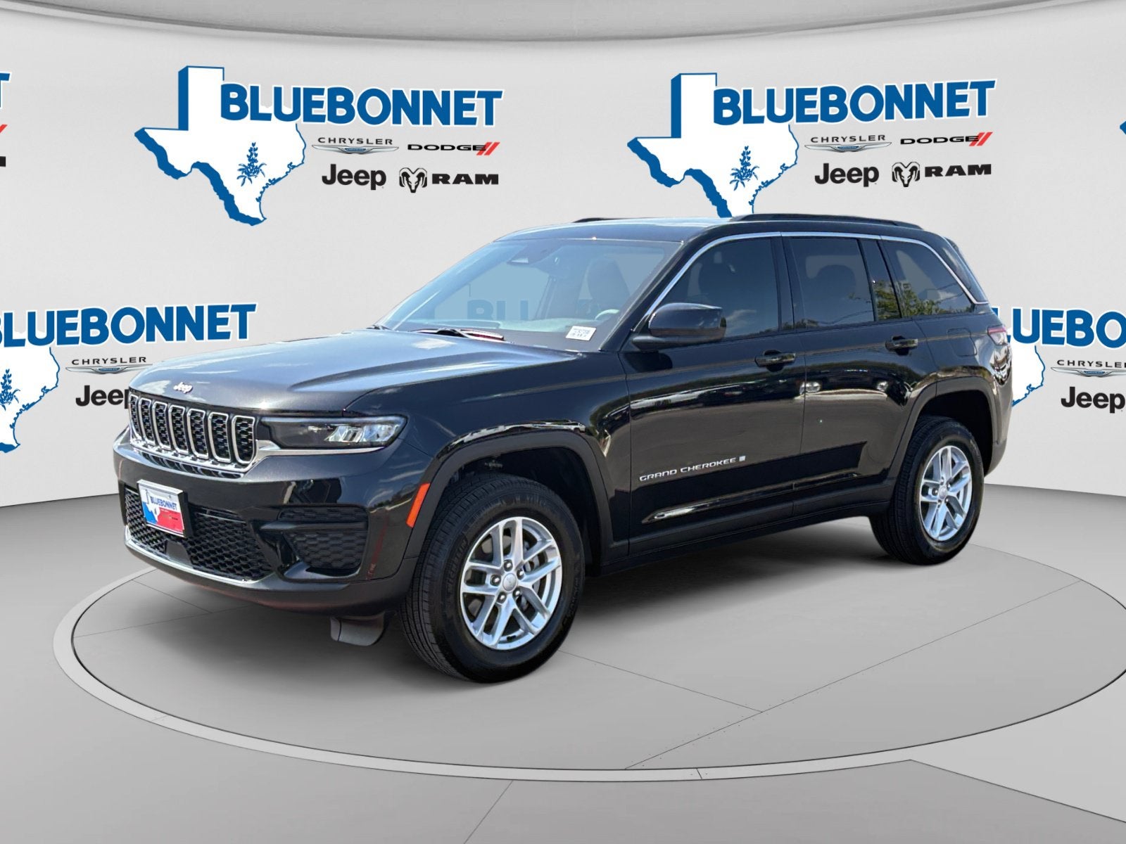 2026 Jeep Grand Cherokee Laredo X