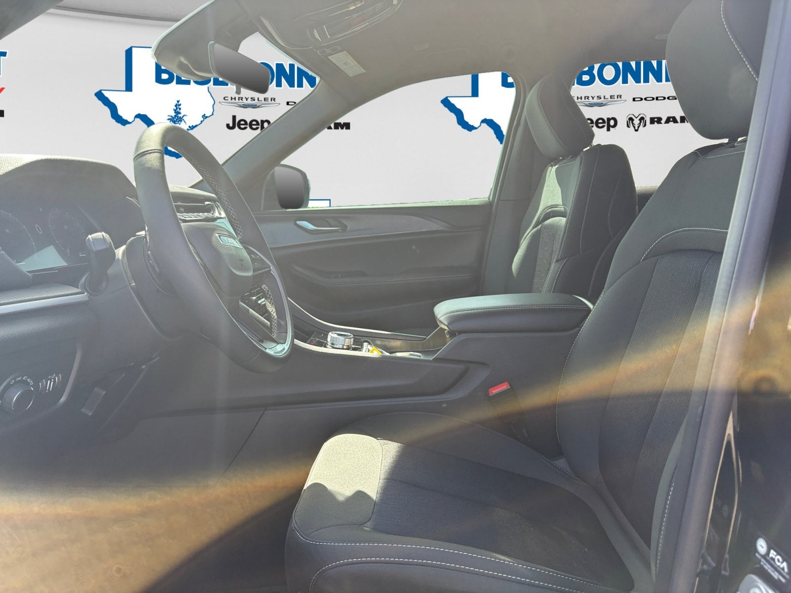 2026 Jeep Grand Cherokee Laredo X