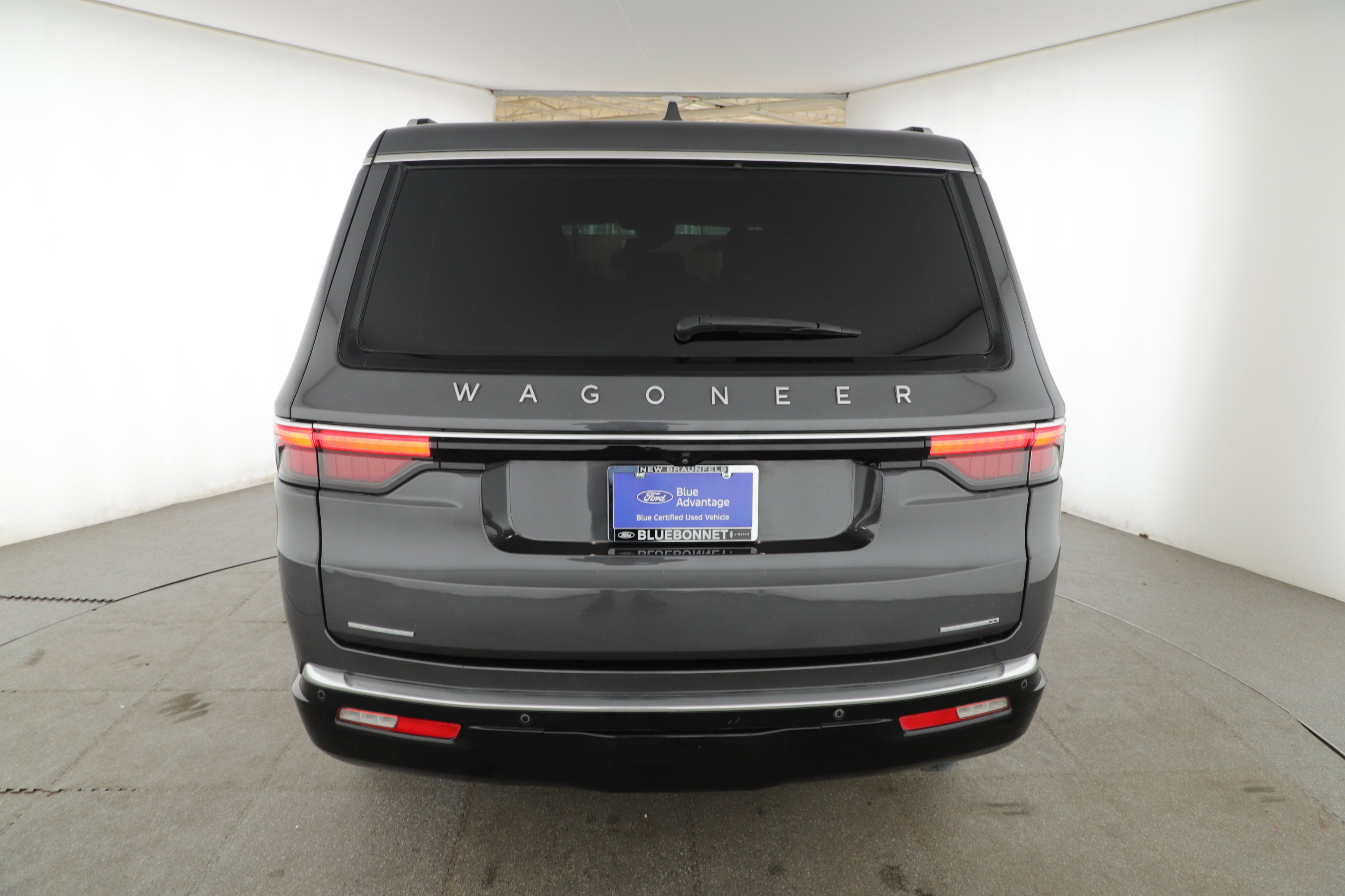 2022 Jeep Wagoneer Series II