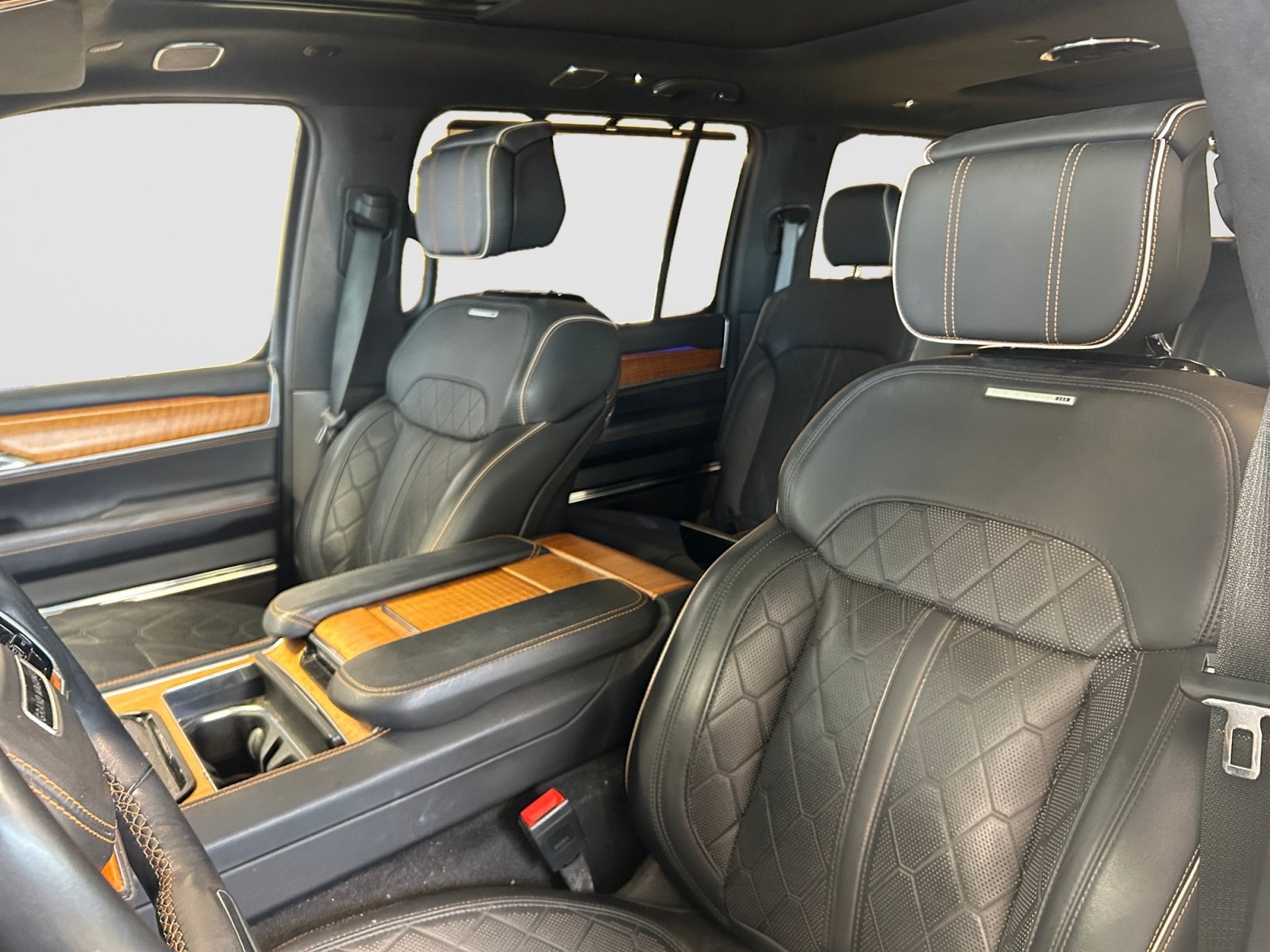 2022 Jeep Grand Wagoneer Series III