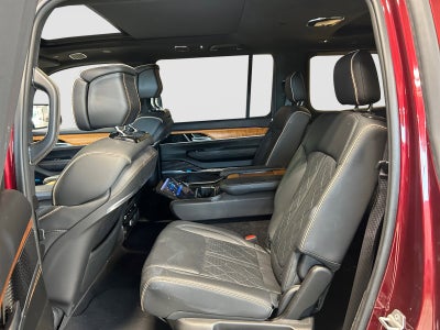 2022 Jeep Grand Wagoneer Series III